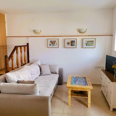 Charming Traditional Townhouse - Holiday Home Kata Jezera Esterno foto