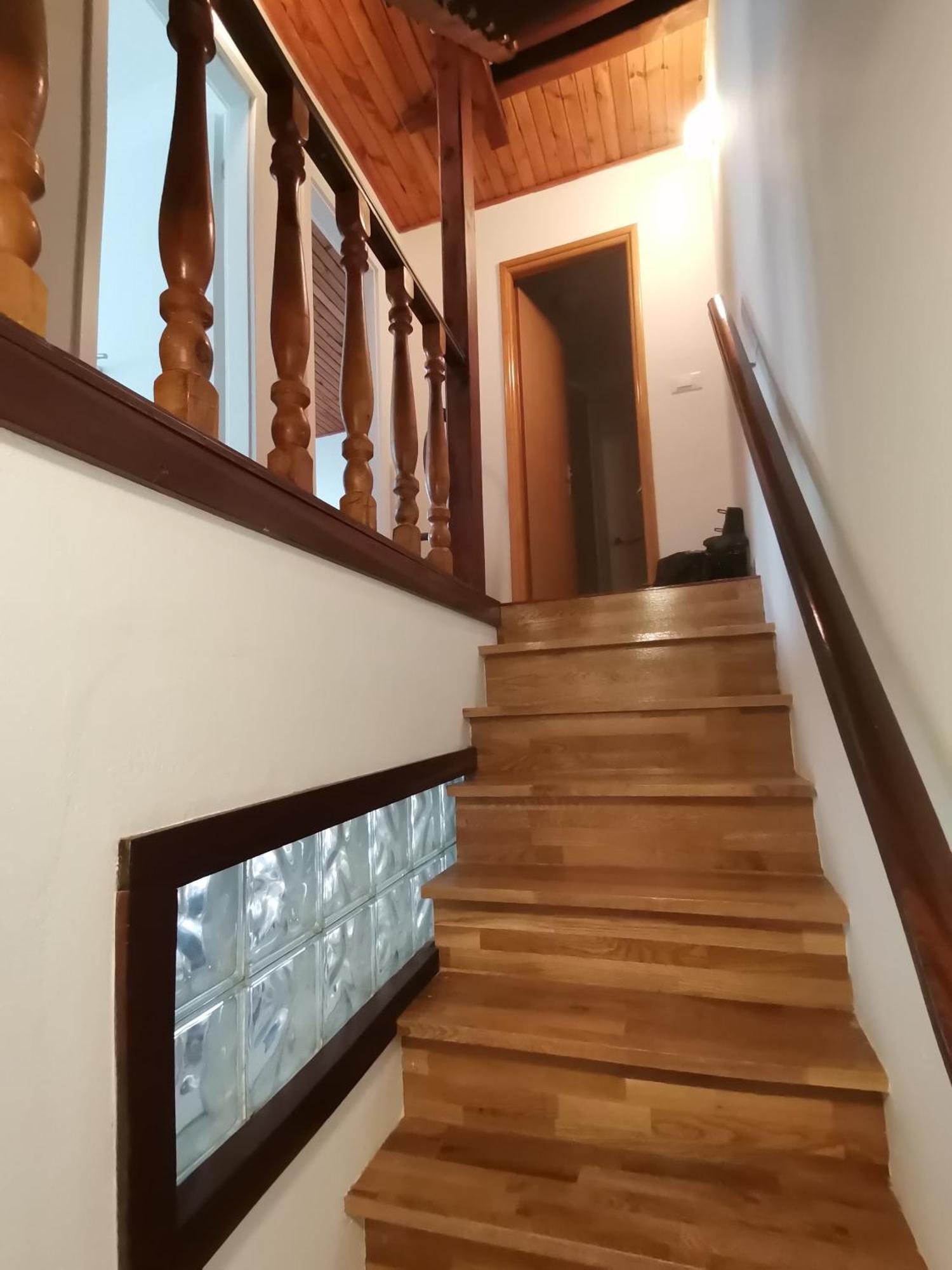 Charming Traditional Townhouse - Holiday Home Kata Jezera Esterno foto